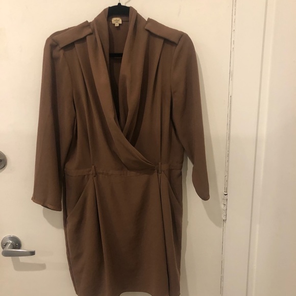 Aritizia Wilfred Franca Wrap Dress Size 8 - Picture 1 of 4